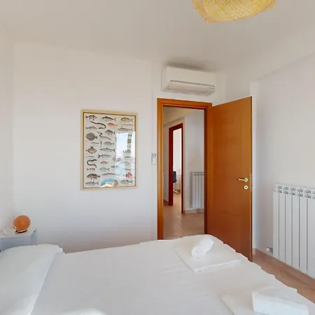 Appartement Nettuno - By Ligooria